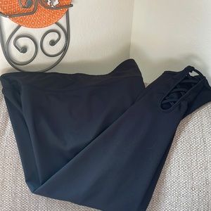 Large black leggings